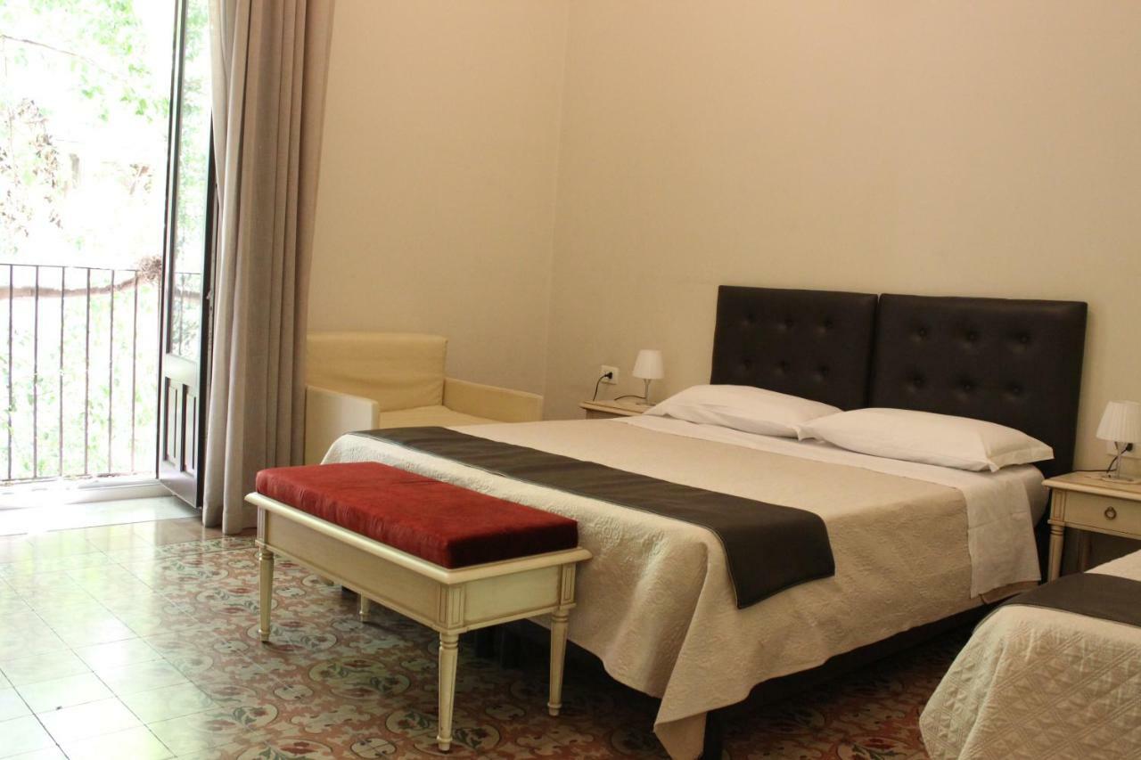 Hotel Umberto House CTA Exterior foto